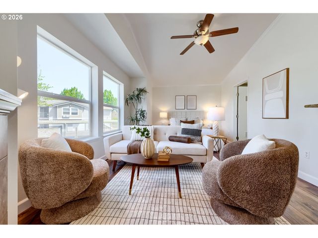 15066 Nw CENTRAL Dr 1403, Portland, OR 97229