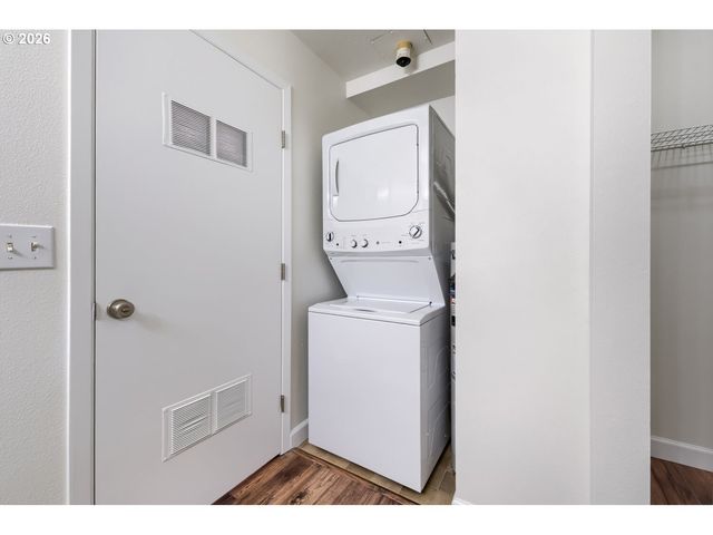 15066 Nw CENTRAL Dr 1403, Portland, OR 97229
