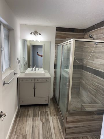 997 E 825 N, Layton, UT 84040