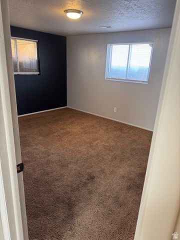 997 E 825 N, Layton, UT 84040