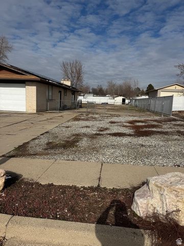 997 E 825 N, Layton, UT 84040