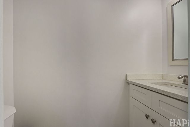 642 Whalom Lane 12-A, Schaumburg, IL 60173