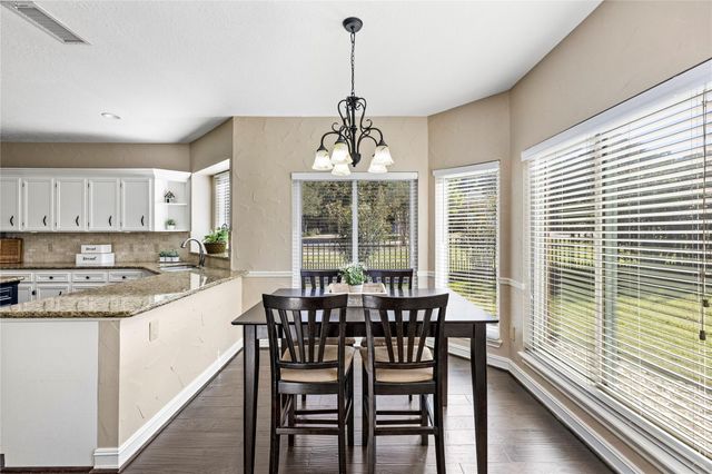 100 April Waters Drive N, Montgomery, TX 77356
