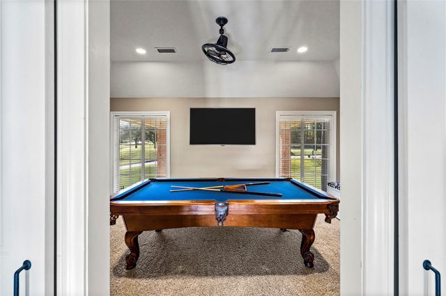 100 April Waters Drive N, Montgomery, TX 77356