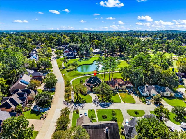 100 April Waters Drive N, Montgomery, TX 77356