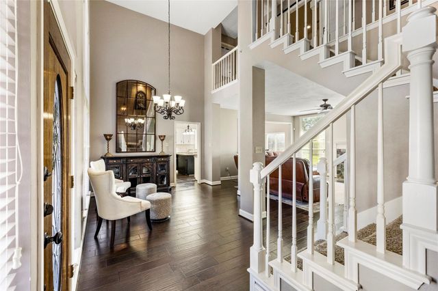 100 April Waters Drive N, Montgomery, TX 77356