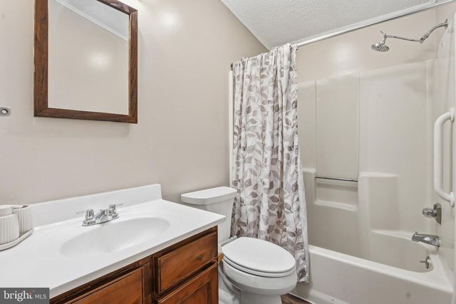 25-A S BERLIN PIKE, Lovettsville, VA 20180