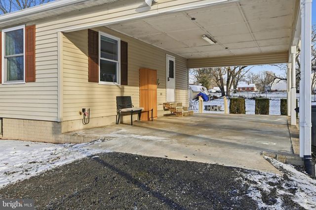 25-A S BERLIN PIKE, Lovettsville, VA 20180