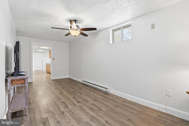 25-A S BERLIN PIKE, Lovettsville, VA 20180