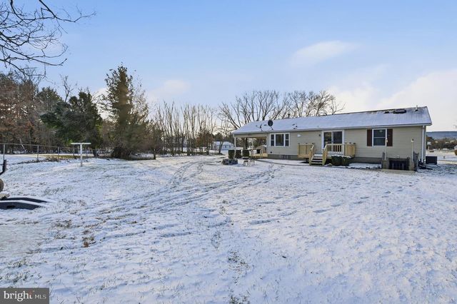 25-A S BERLIN PIKE, Lovettsville, VA 20180