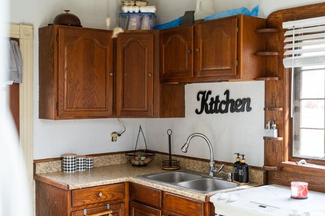 503 AUGUSTA AVE, Grottoes, VA 24441