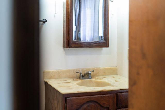 503 AUGUSTA AVE, Grottoes, VA 24441