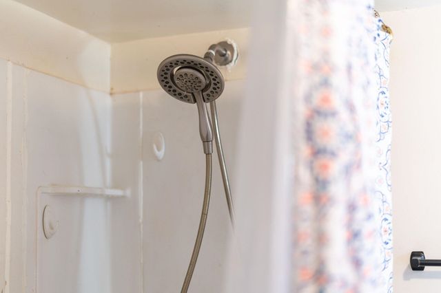 503 AUGUSTA AVE, Grottoes, VA 24441