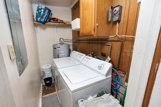 503 AUGUSTA AVE, Grottoes, VA 24441