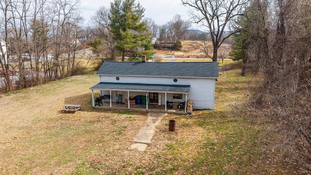 503 AUGUSTA AVE, Grottoes, VA 24441