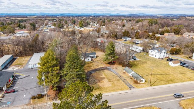 503 AUGUSTA AVE, Grottoes, VA 24441