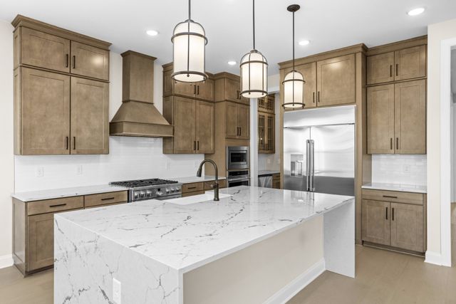 5959 Hunt Valley Drive, Spring Hill, TN 37174