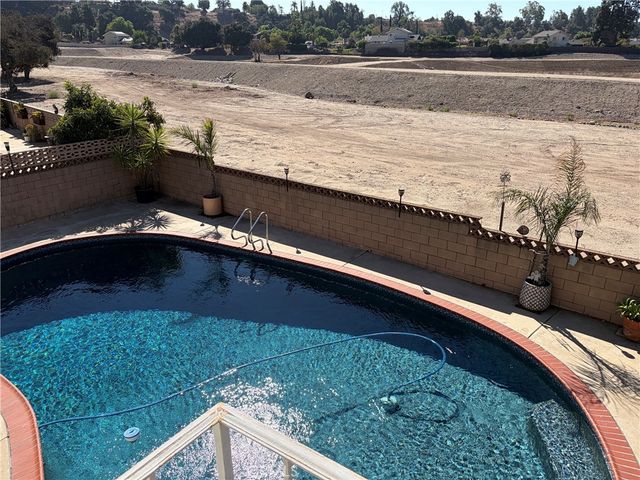 1742 La Mesa Oaks, San Dimas, CA 91773