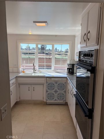 1742 La Mesa Oaks, San Dimas, CA 91773