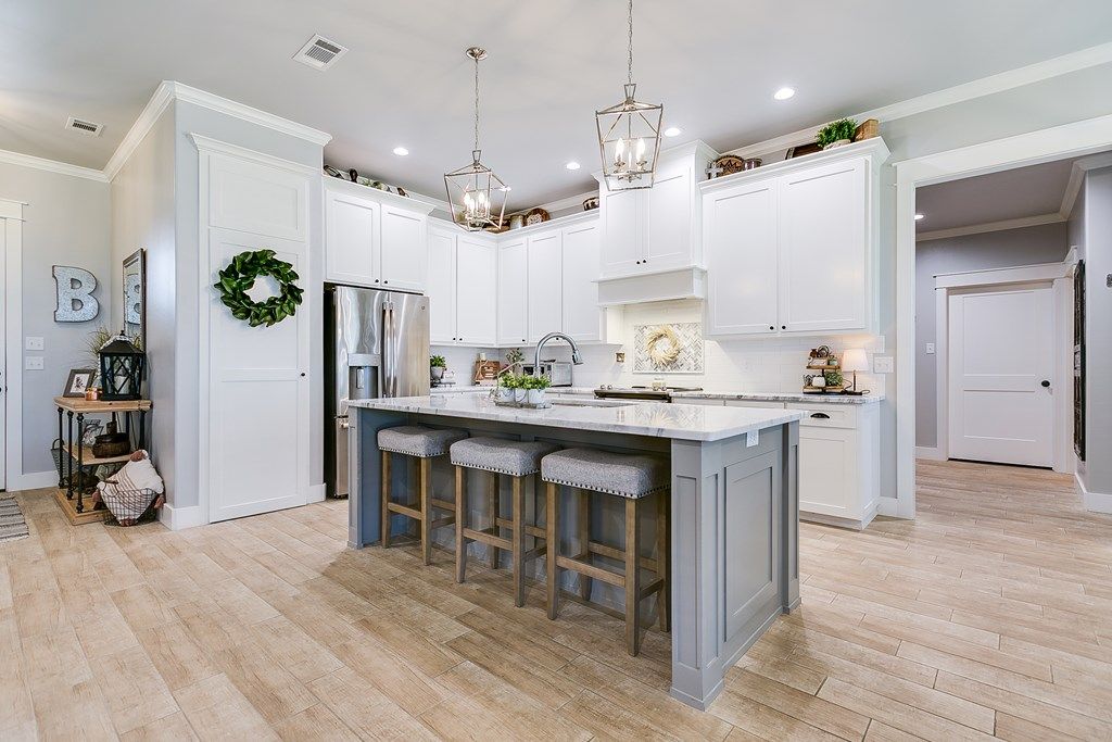 Image 11 of property listing at 5926 Bridlewood Court, San Angelo, TX 76904