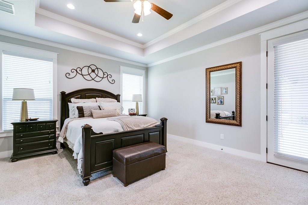 Image 18 of property listing at 5926 Bridlewood Court, San Angelo, TX 76904