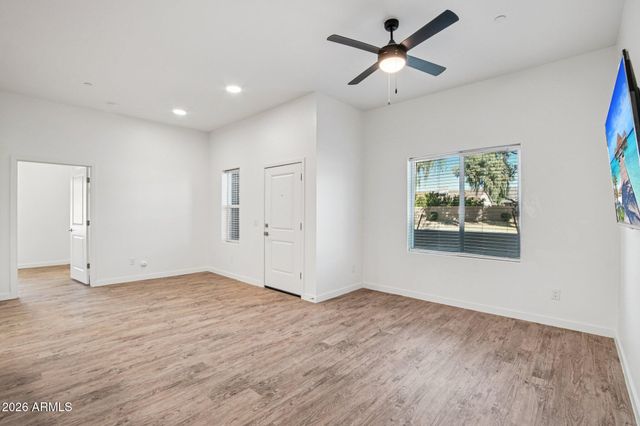 3021 W WILLIAMS Drive A201, Phoenix, AZ 85027