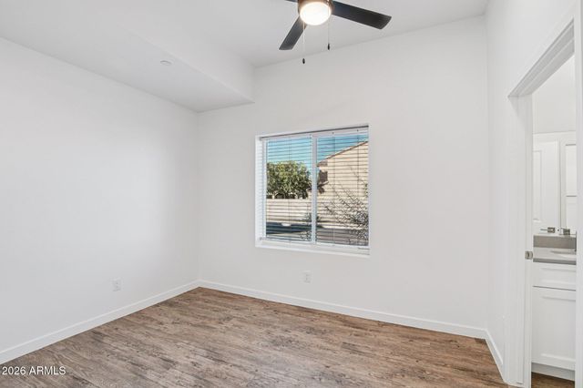 3021 W WILLIAMS Drive A201, Phoenix, AZ 85027