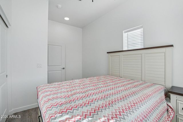 3021 W WILLIAMS Drive A201, Phoenix, AZ 85027