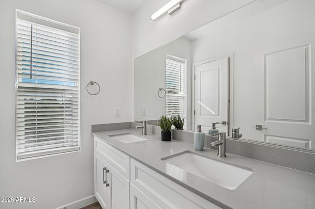 3021 W WILLIAMS Drive A201, Phoenix, AZ 85027