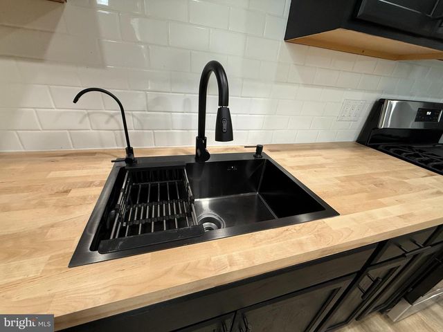 2660 JEFFERSON ST, Harrisburg, PA 17110