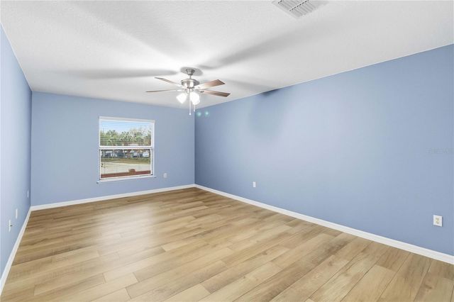 121 FESTIVE COURT, Chuluota, FL 32766