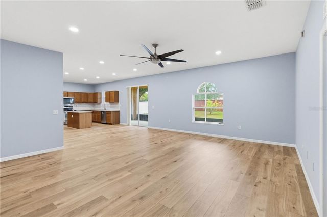 121 FESTIVE COURT, Chuluota, FL 32766