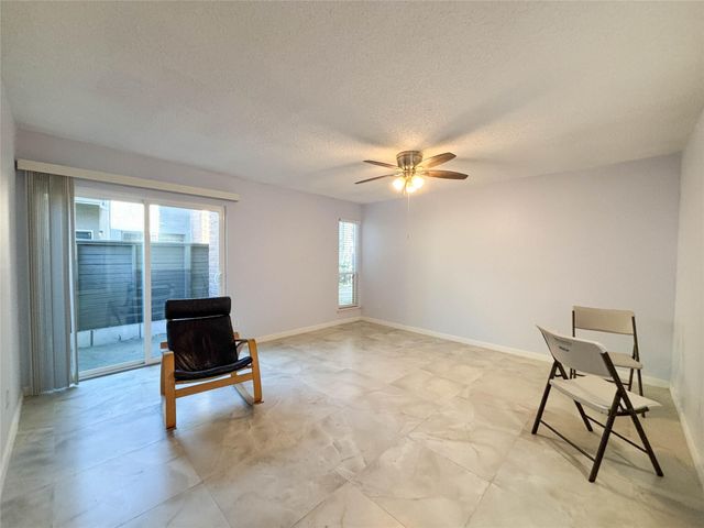 6601 Sands Point Drive 48, Houston, TX 77074