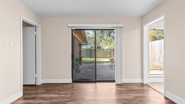 1017 Howard Lane, Bellaire, TX 77401