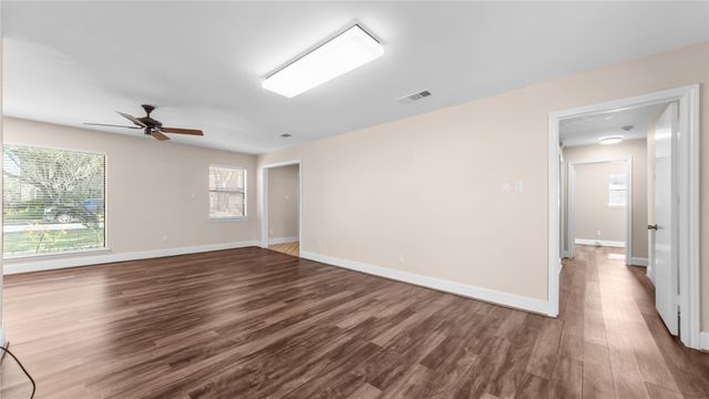 1017 Howard Lane, Bellaire, TX 77401