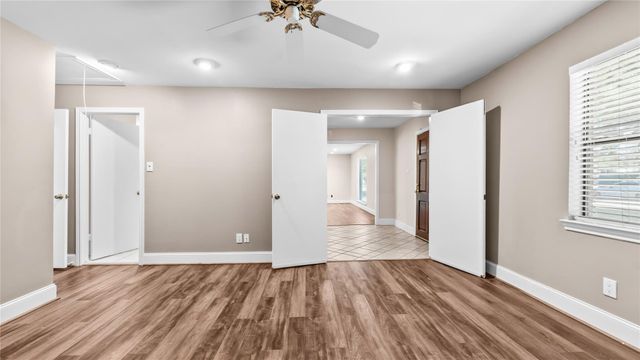 1017 Howard Lane, Bellaire, TX 77401