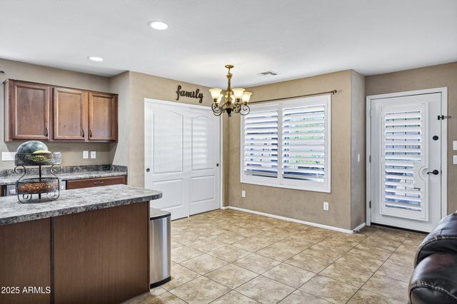 566 W LOVE Road, San Tan Valley, AZ 85143