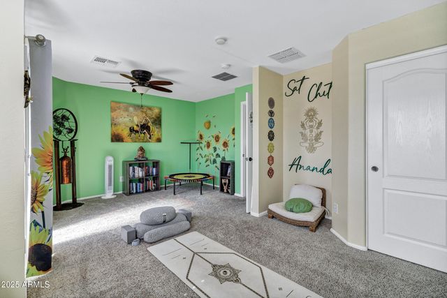 566 W LOVE Road, San Tan Valley, AZ 85143