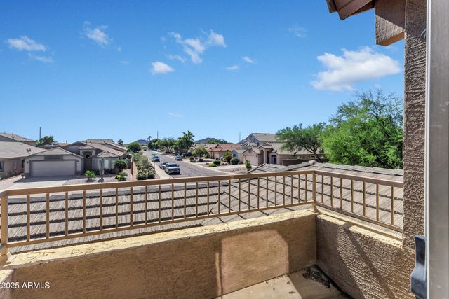 566 W LOVE Road, San Tan Valley, AZ 85143