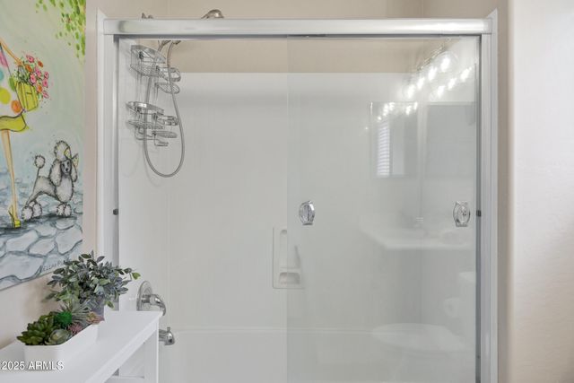 566 W LOVE Road, San Tan Valley, AZ 85143