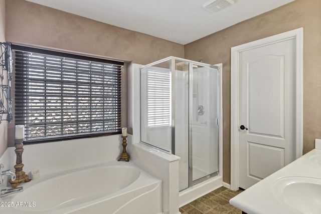 566 W LOVE Road, San Tan Valley, AZ 85143