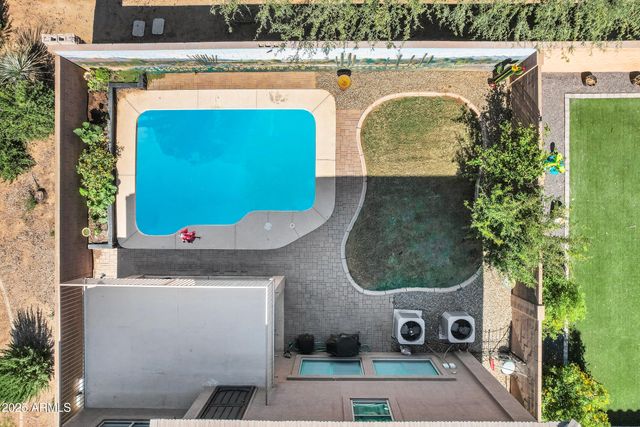 566 W LOVE Road, San Tan Valley, AZ 85143