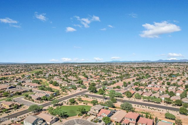 566 W LOVE Road, San Tan Valley, AZ 85143