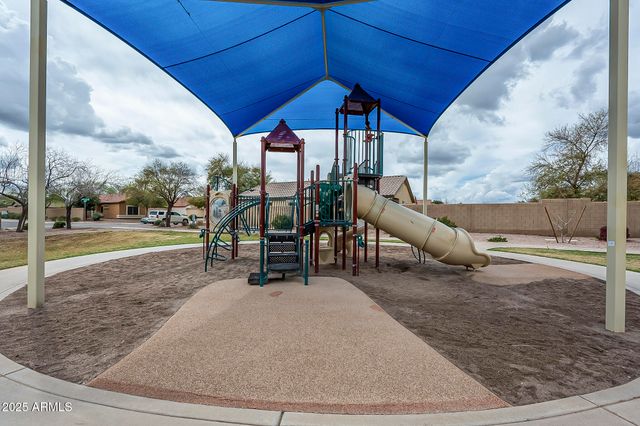 566 W LOVE Road, San Tan Valley, AZ 85143