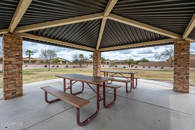 566 W LOVE Road, San Tan Valley, AZ 85143