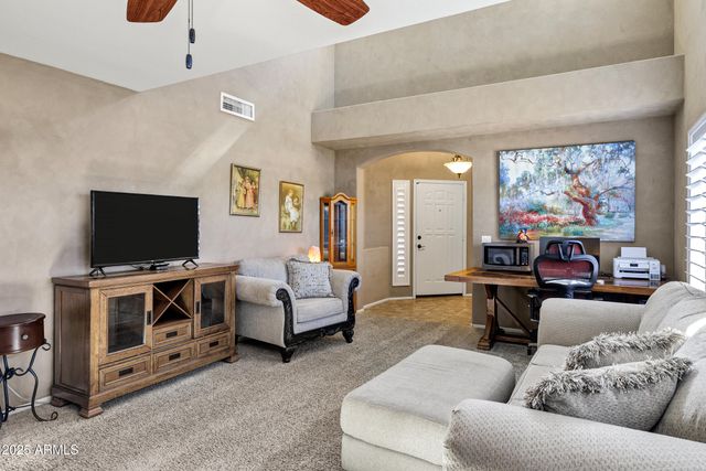 566 W LOVE Road, San Tan Valley, AZ 85143