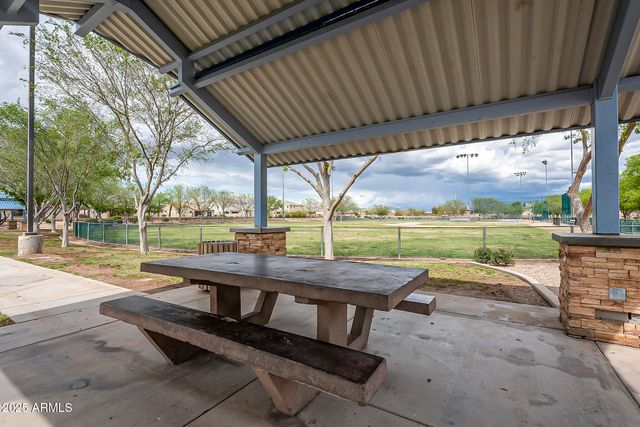 566 W LOVE Road, San Tan Valley, AZ 85143