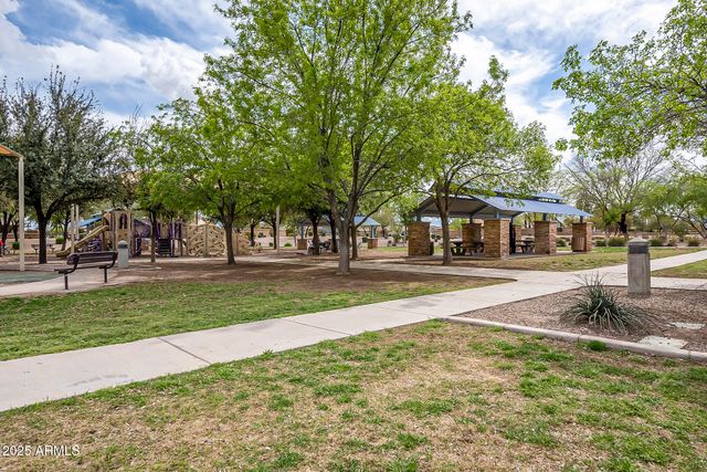 566 W LOVE Road, San Tan Valley, AZ 85143