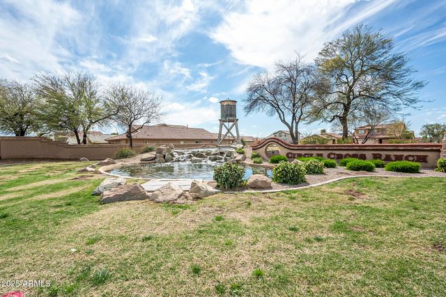 566 W LOVE Road, San Tan Valley, AZ 85143