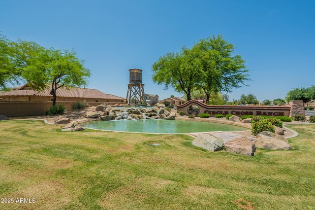 566 W LOVE Road, San Tan Valley, AZ 85143